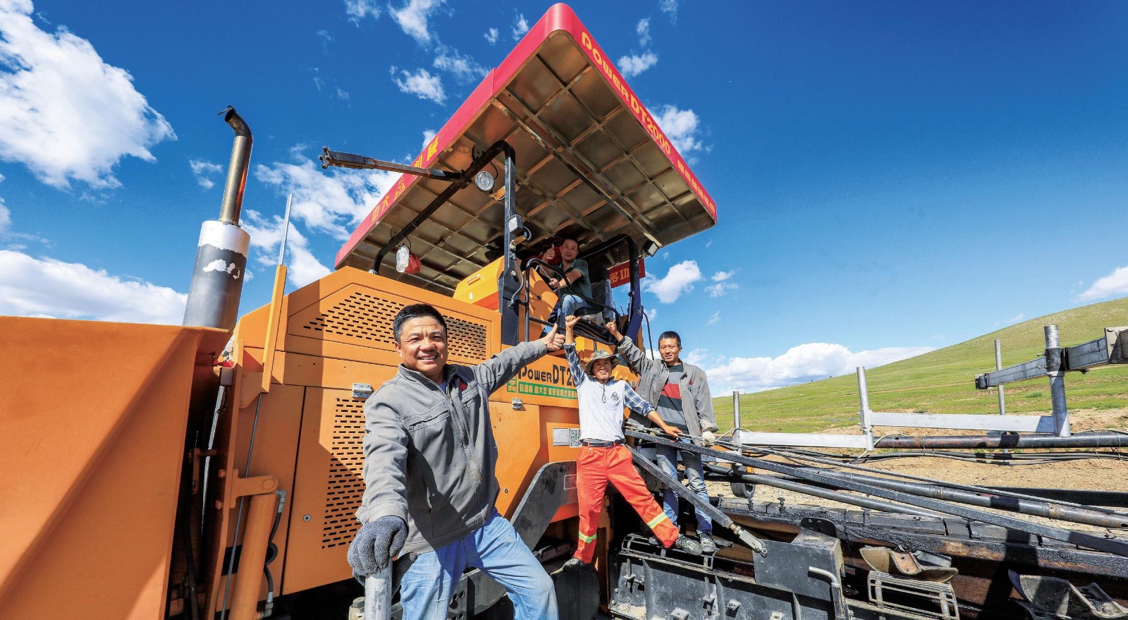 中國承建蒙古國第一條高速公路通車在即